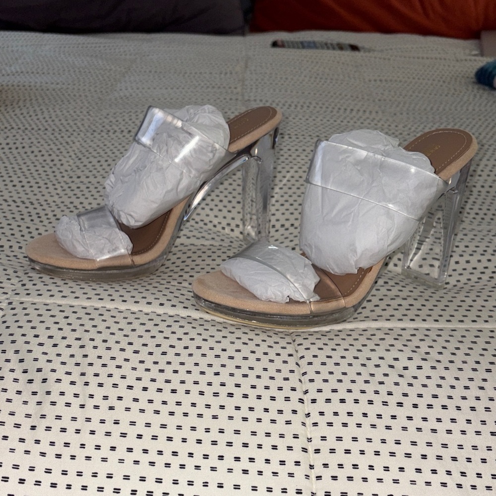 Dream Pairs Clear Heeled Sandals